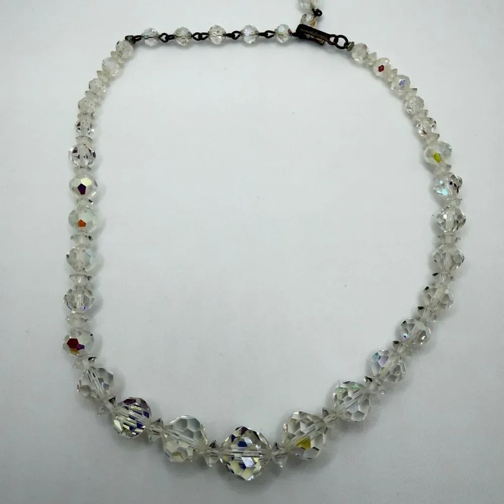 up to 15" VINTAGE LAGNUA, graduated Aurora Borealis crystal beaded necklace! - Picture 3 of 11